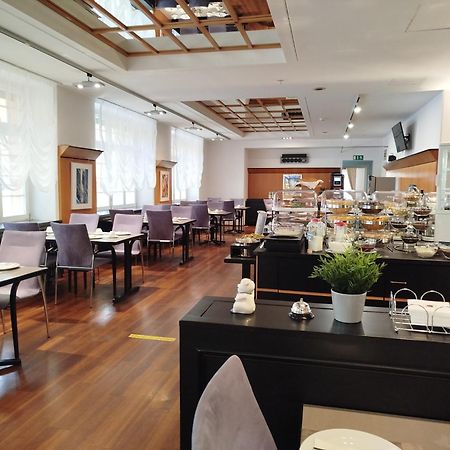 Hotel Schwert 라슈타트 외부 사진