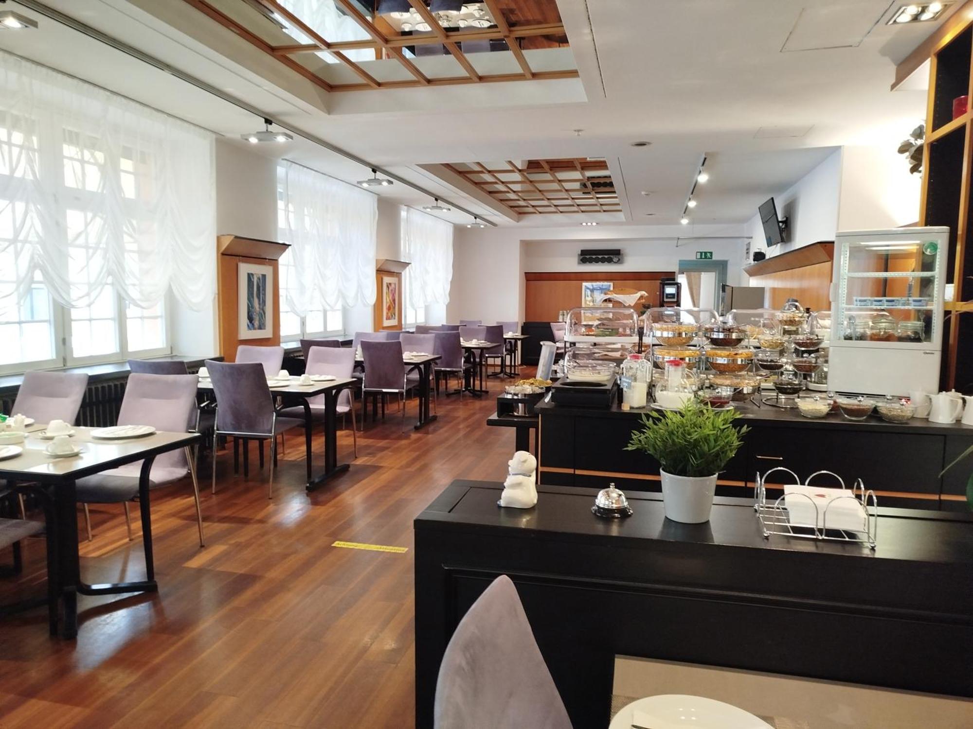 Hotel Schwert 라슈타트 외부 사진