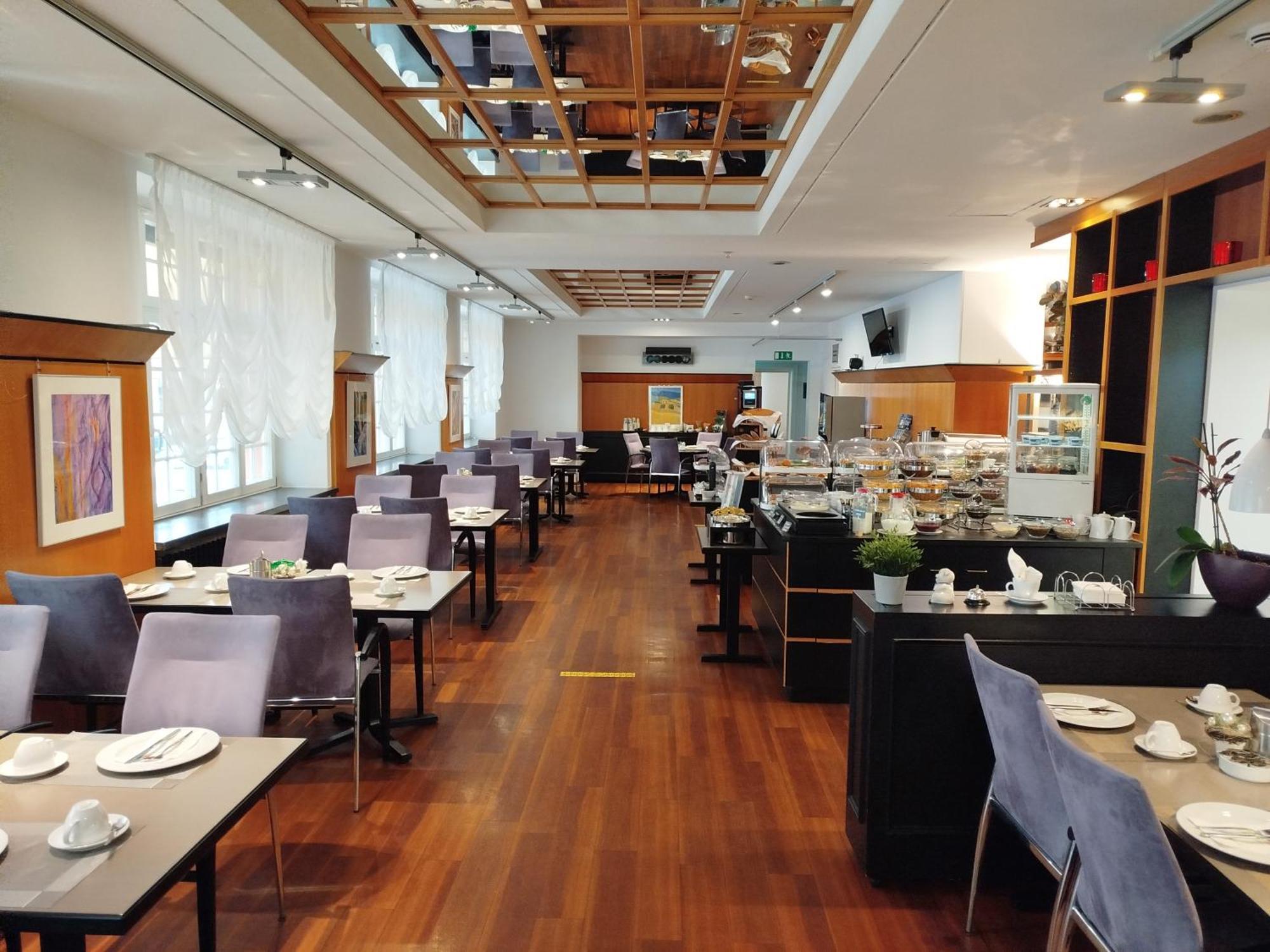 Hotel Schwert 라슈타트 외부 사진