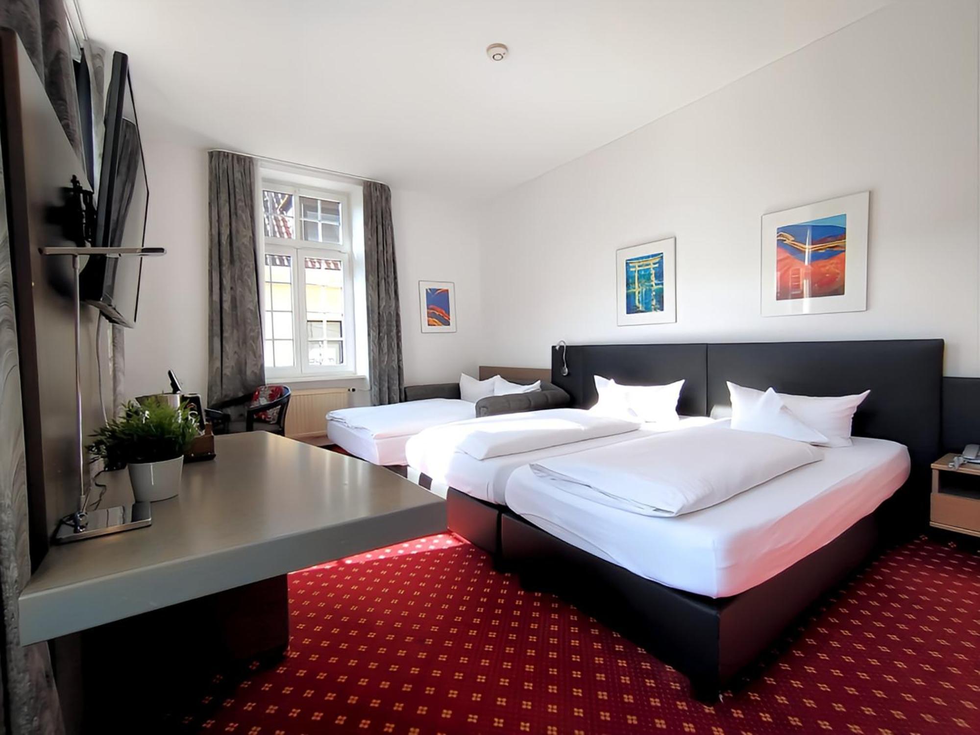 Hotel Schwert 라슈타트 외부 사진