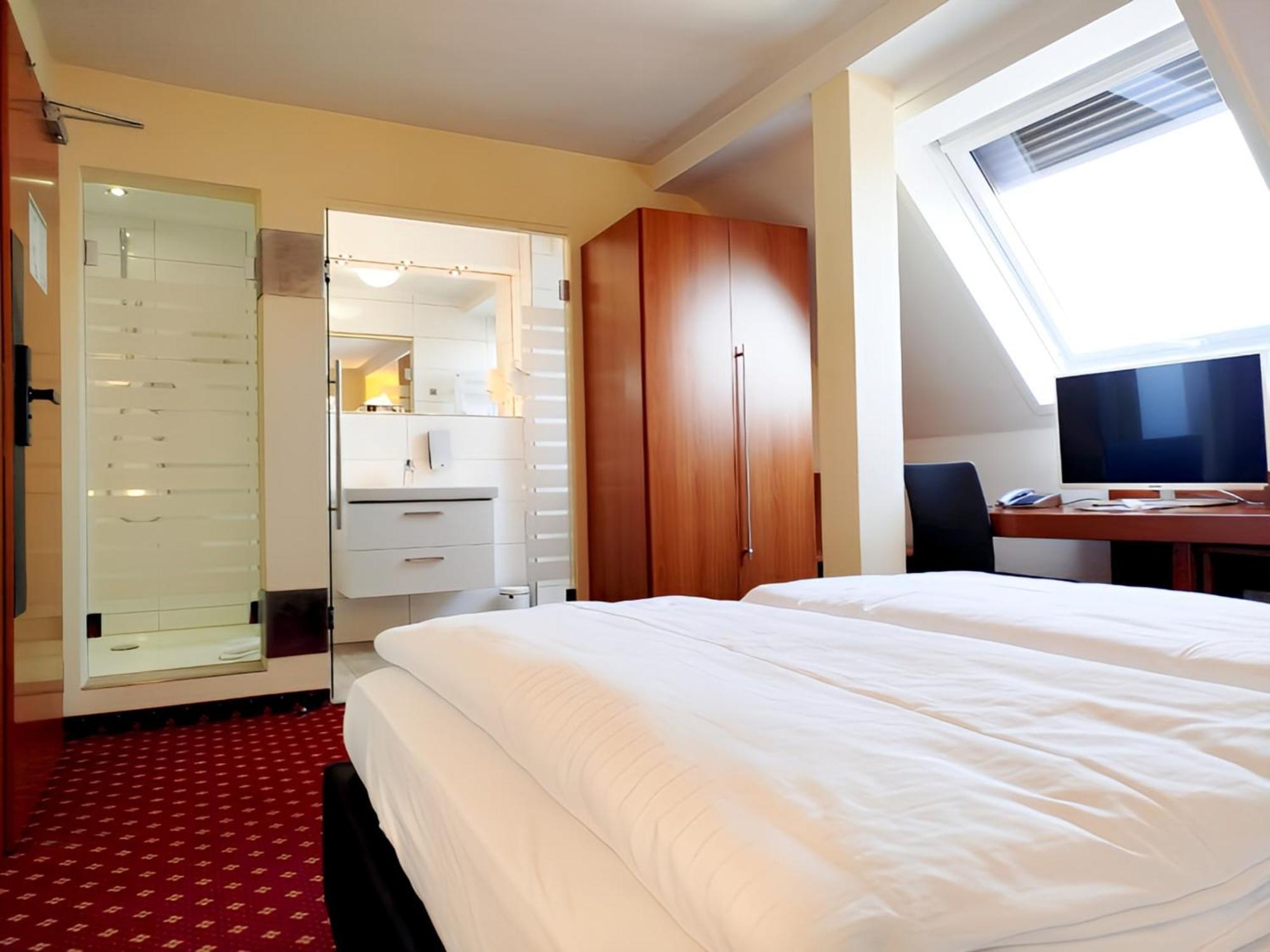 Hotel Schwert 라슈타트 외부 사진