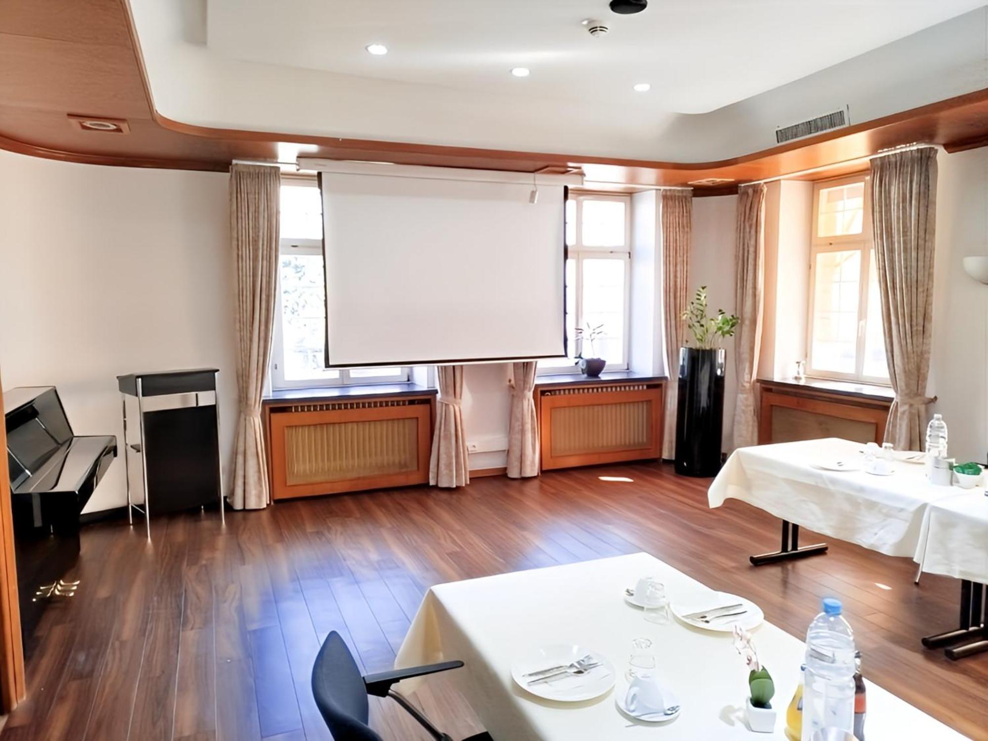 Hotel Schwert 라슈타트 외부 사진