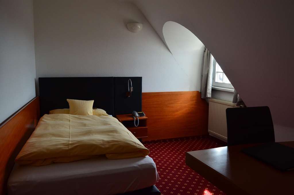Hotel Schwert 라슈타트 외부 사진